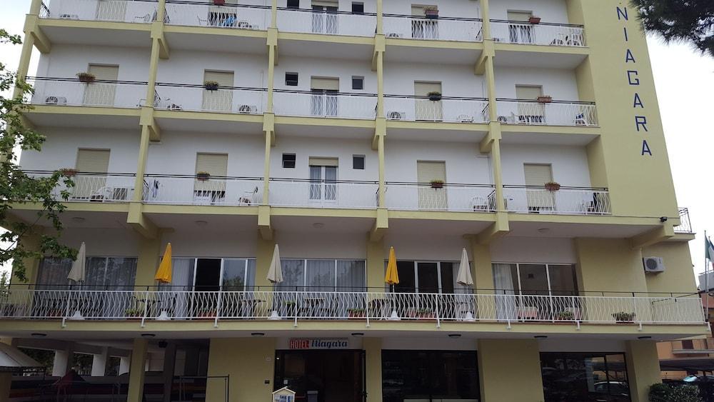 Hotel Ines Cesenatico Eksteriør billede