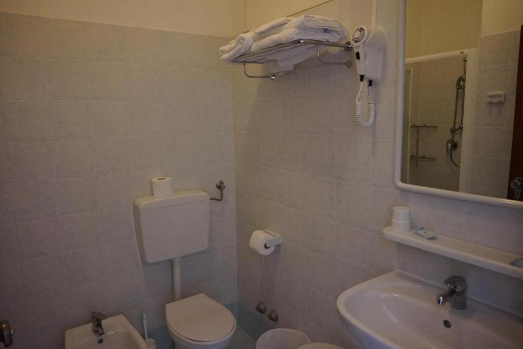 Hotel Ines Cesenatico Eksteriør billede