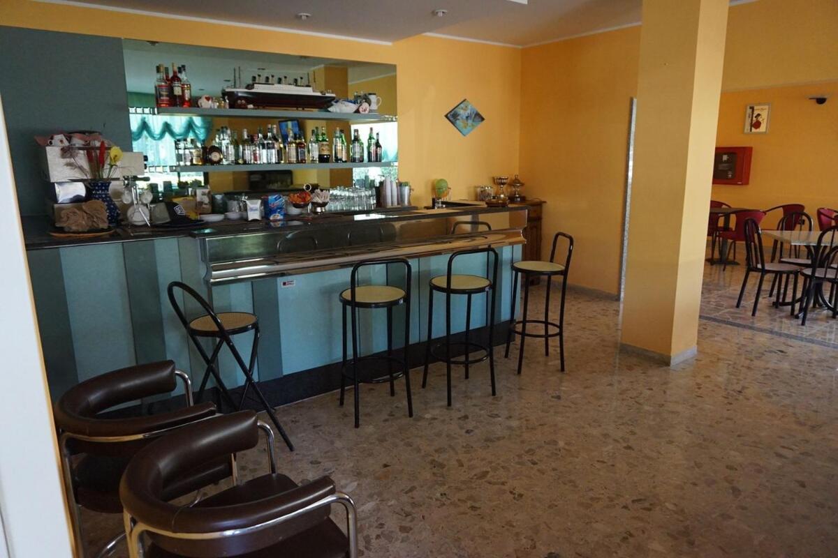Hotel Ines Cesenatico Eksteriør billede