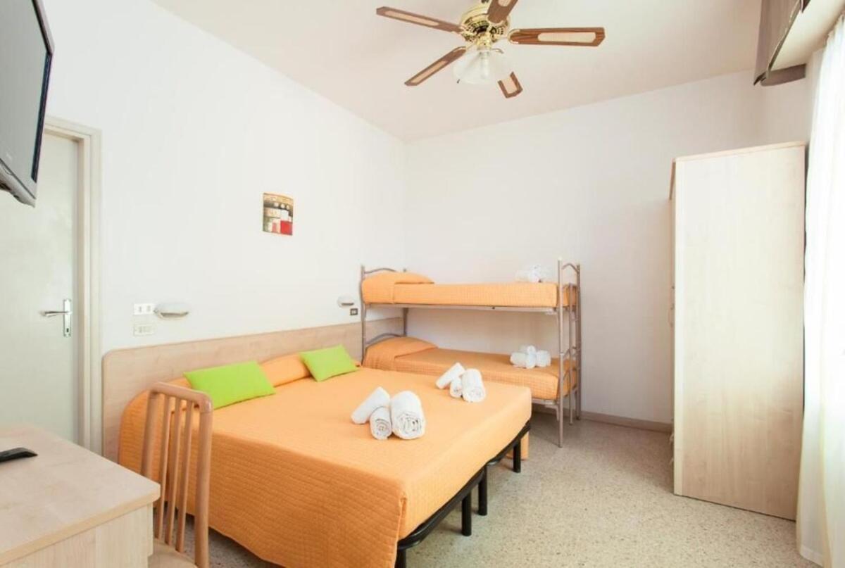Hotel Ines Cesenatico Eksteriør billede