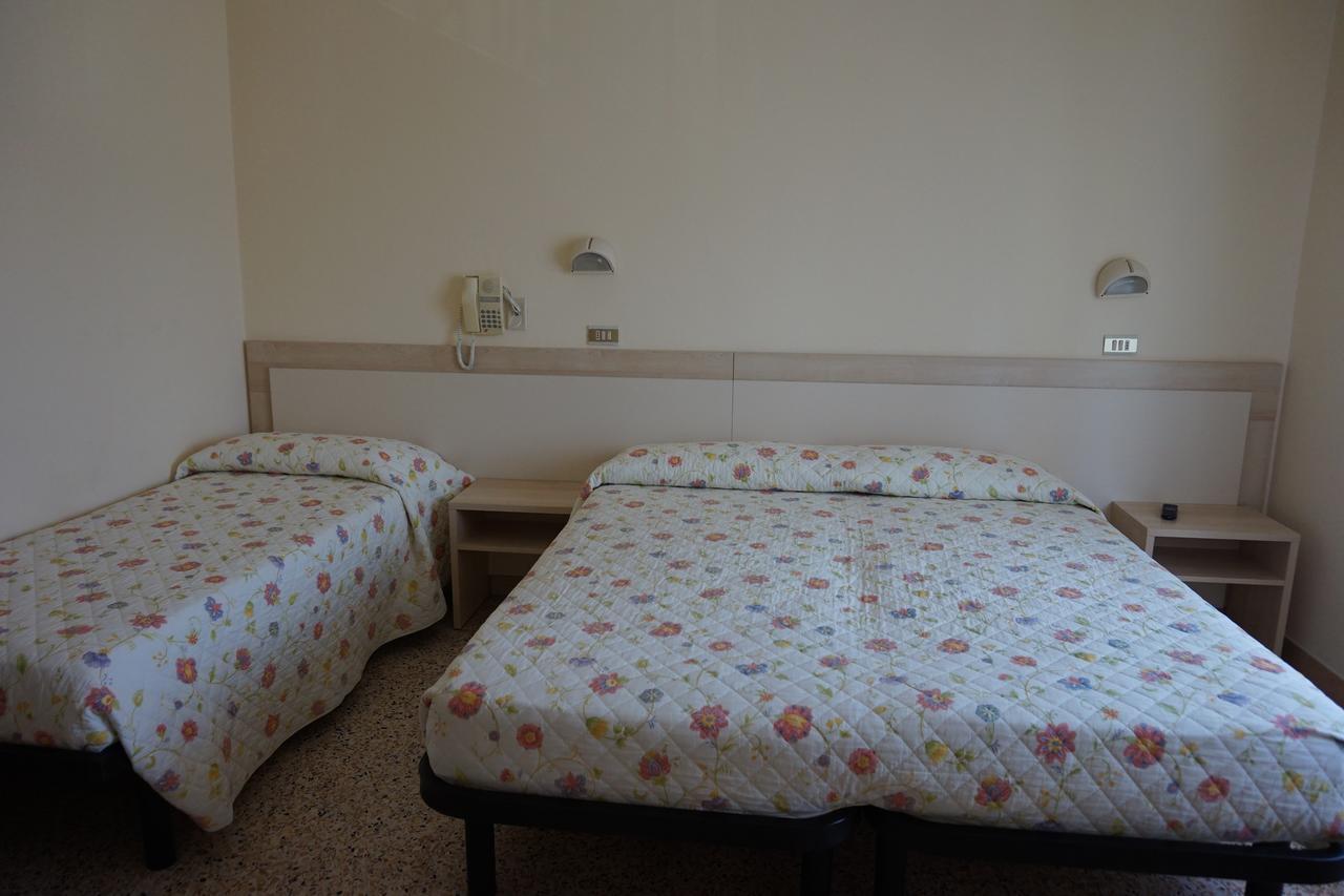 Hotel Ines Cesenatico Eksteriør billede