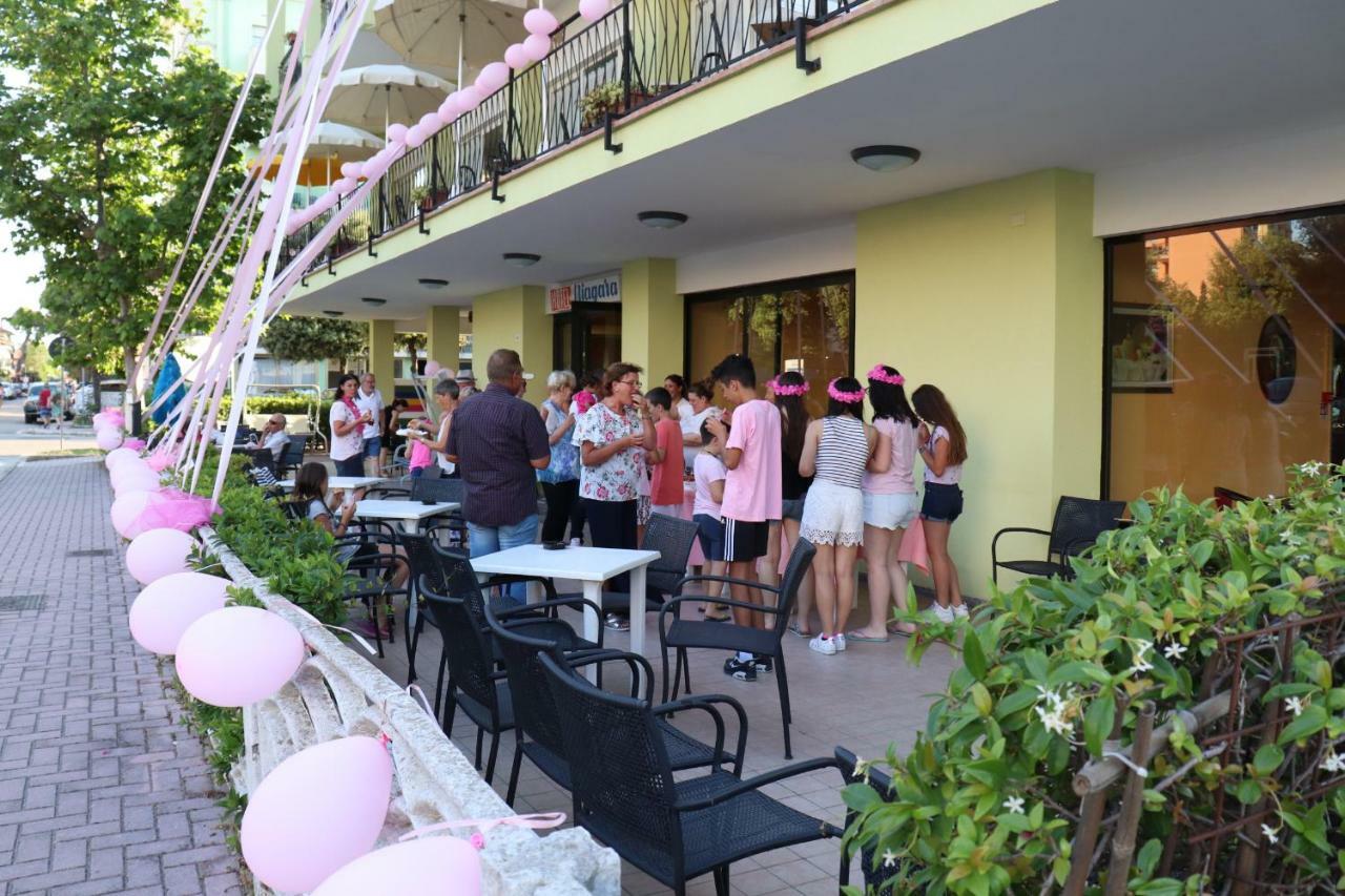 Hotel Ines Cesenatico Eksteriør billede